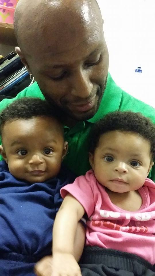 IL twins daddy adoration