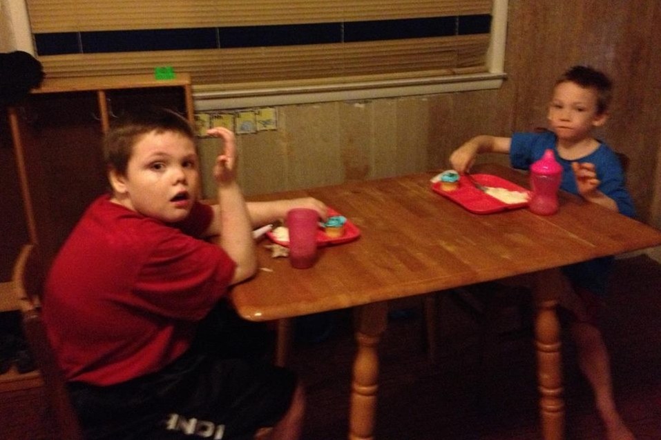 Dawn Cullins boys at table