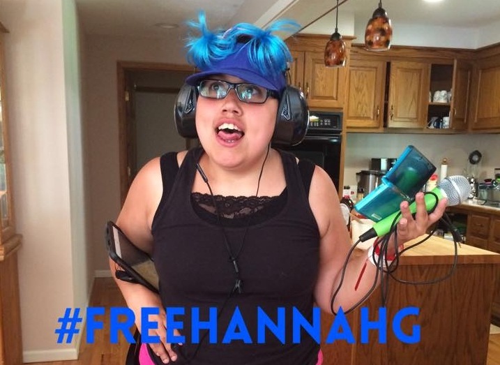Hannah blue hair