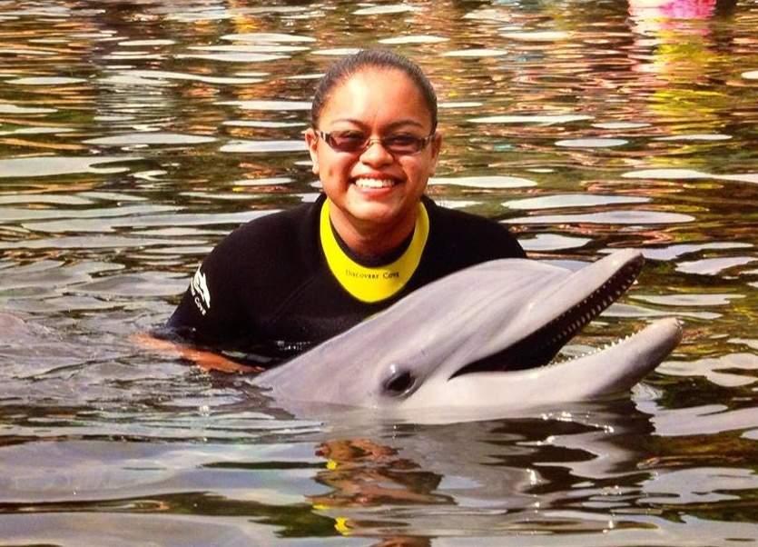 Leiani 2014 with dolphin