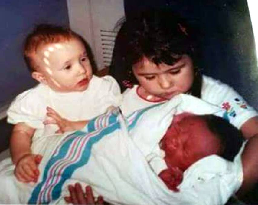 Savannah, April Nicole, and baby Stephen.