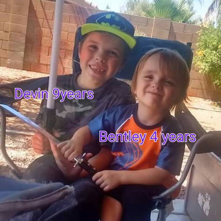 Shoars Devin and Bentley