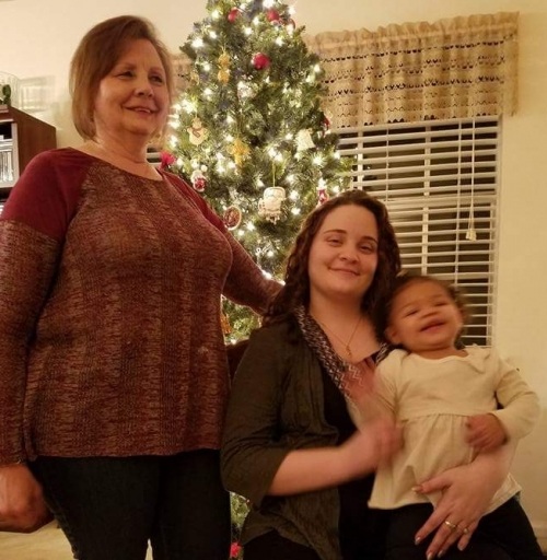 Avyonna with Haly and Dee Christmas2