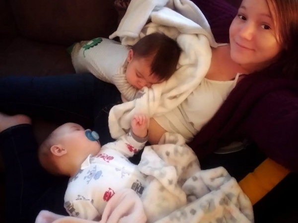 Jennifer Ray and twins