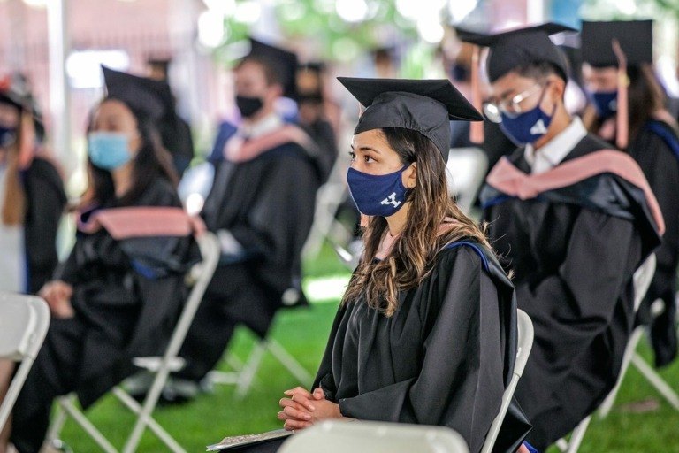 Yale-students-768x512